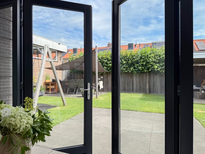 Foto 24 van Dr HAW van der Vechtlaan 36