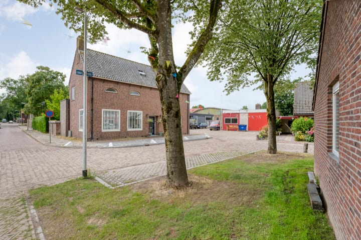 Foto 30 van Kerkplein 32-C