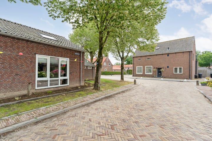 Foto 31 van Kerkplein 32-C