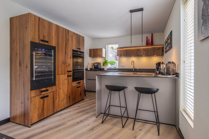 Foto 16 van Bernhaldelaan 19