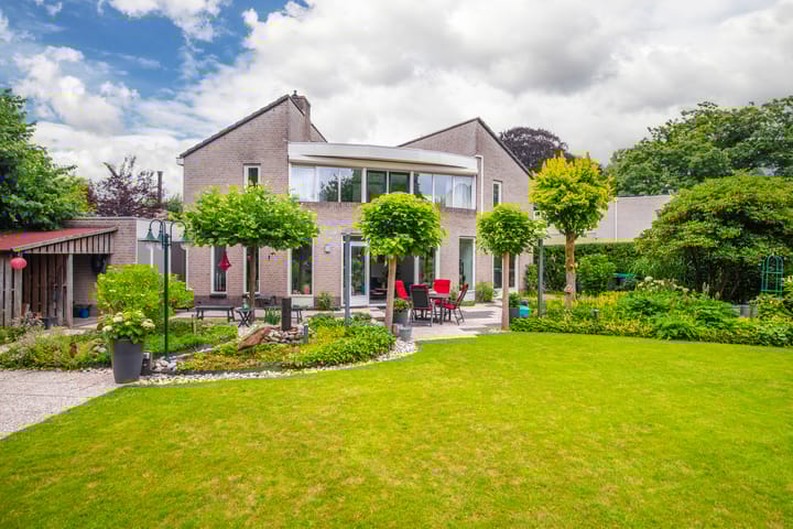 Foto 24 van Bernhaldelaan 19