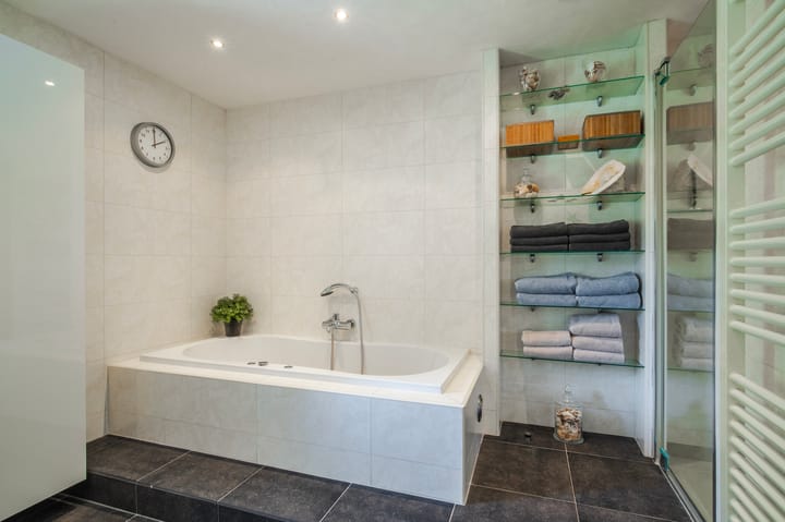 Foto 42 van Bernhaldelaan 19