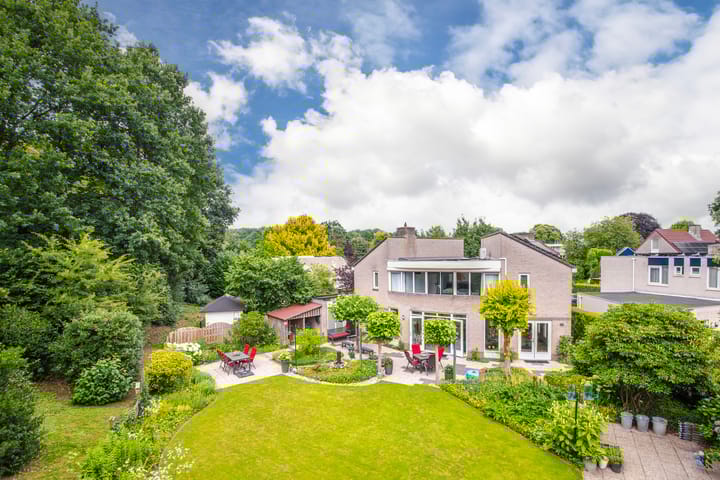 Foto 51 van Bernhaldelaan 19