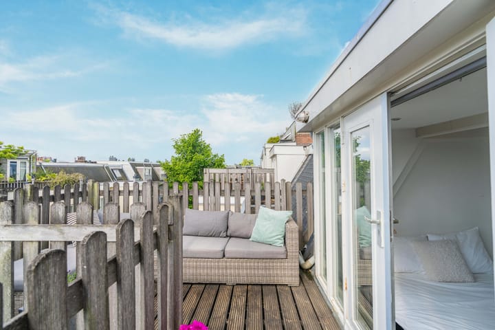 Foto 12 van Van Hogendorpstraat 143-4