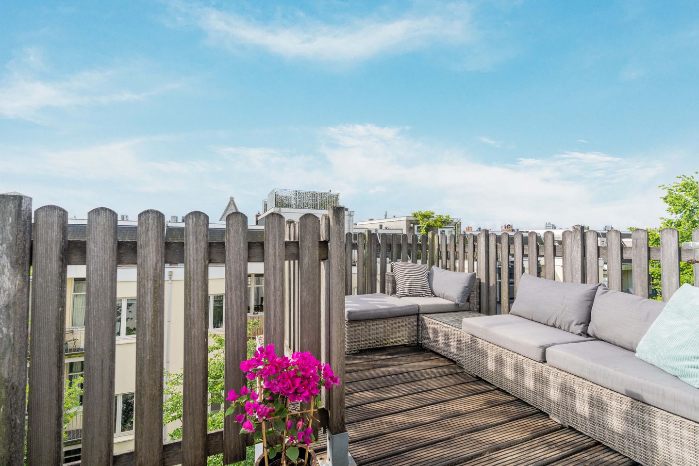 Foto 14 van Van Hogendorpstraat 143-4