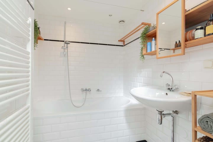 Foto 15 van Van Hogendorpstraat 143-4