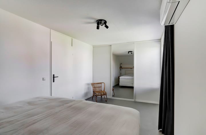 Photo 18 of Zwarte Dolfijn 65