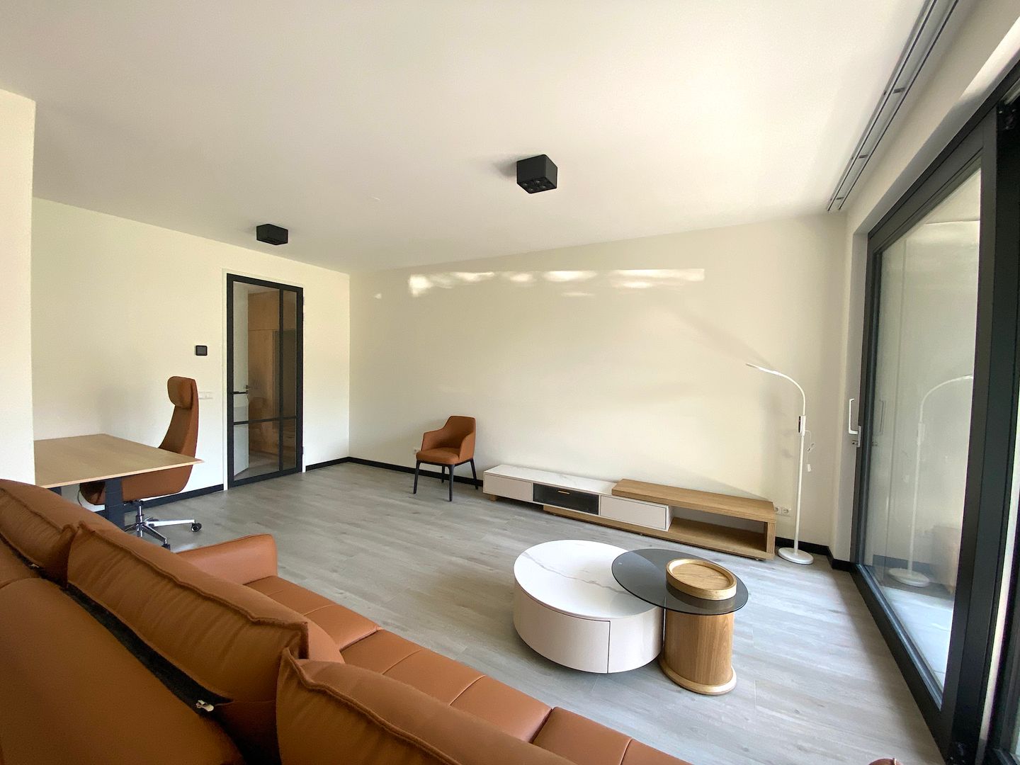 Foto 4 van Isaac Titsinghkade 4-F