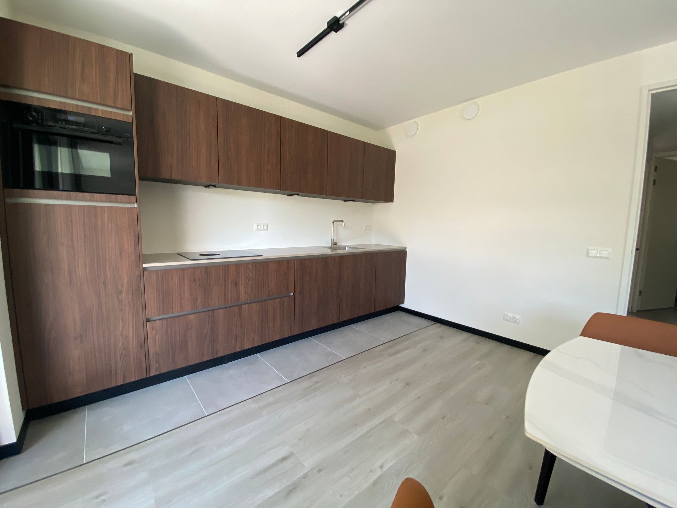 Foto 6 van Isaac Titsinghkade 4-F