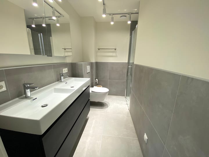 Foto 12 van Isaac Titsinghkade 4-F