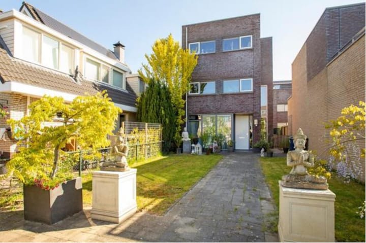 Foto 1 van Kapitein Robstraat 3