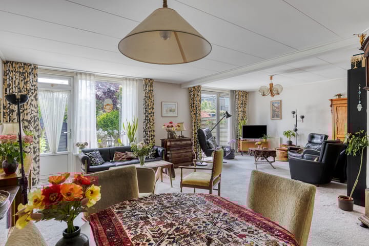 Foto 15 van Strick van Linschotenstraat 79