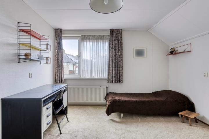 Foto 22 van Strick van Linschotenstraat 79