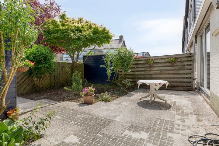 Foto 23 van Strick van Linschotenstraat 79