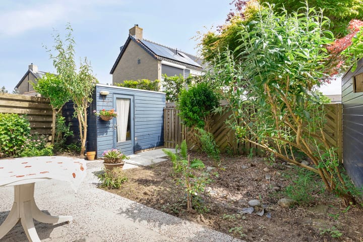 Foto 24 van Strick van Linschotenstraat 79