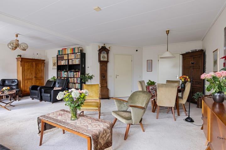 Foto 12 van Strick van Linschotenstraat 79