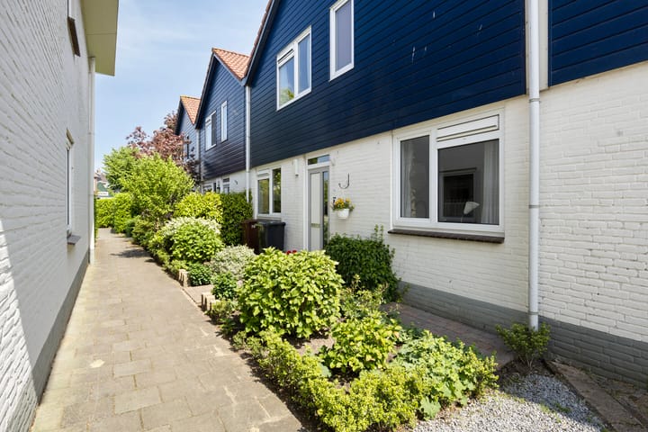 Foto 4 van Strick van Linschotenstraat 79