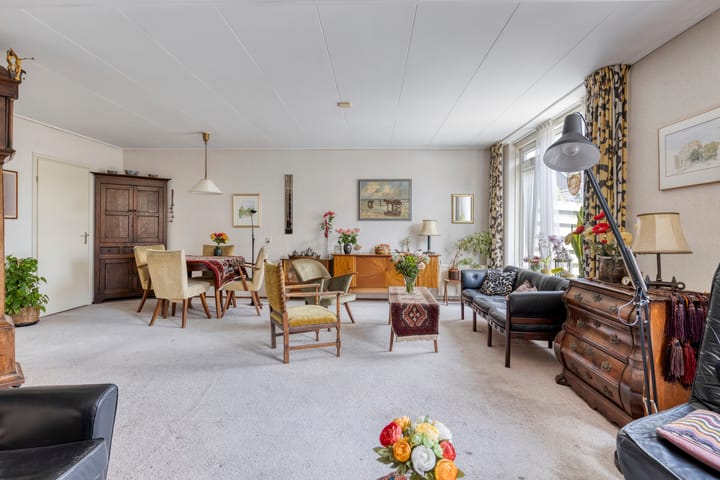 Foto 10 van Strick van Linschotenstraat 79