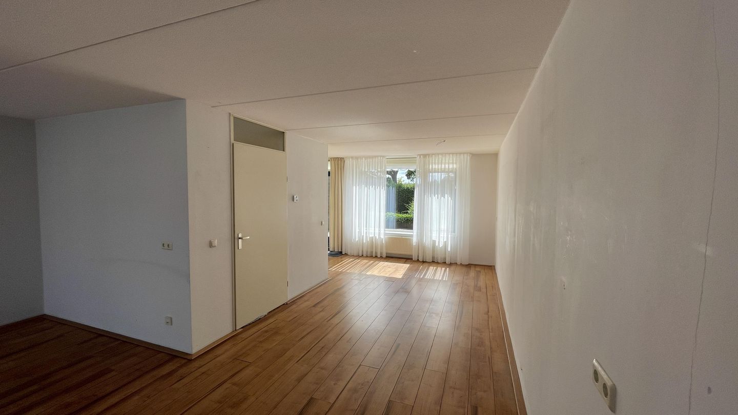 Foto 10 van Azaleastraat 28-C