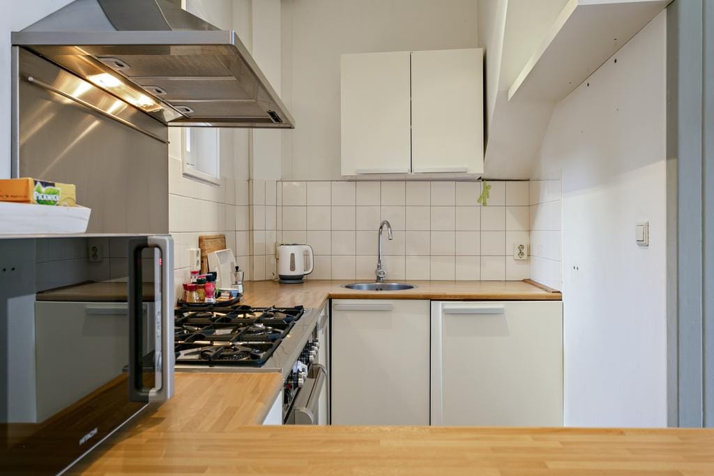 Photo 10 of Grote Leliestraat 36