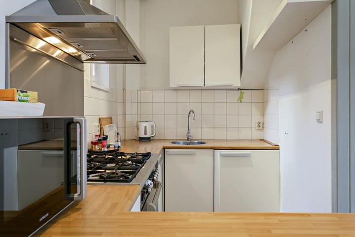 Photo 10 of Grote Leliestraat 36