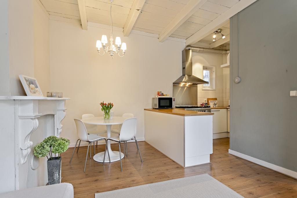 Photo 7 of Grote Leliestraat 36