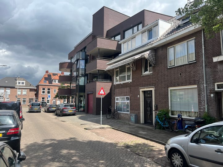 Foto 3 van Van Sasse van Ysseltstraat 4