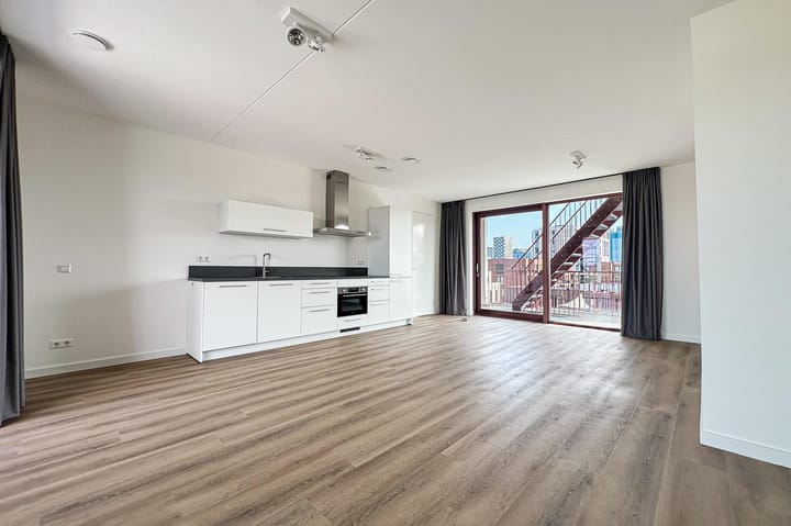 Photo 7 of Laan van Verzetsstrijders 50