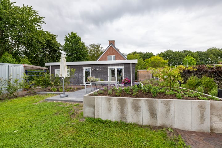 Foto 10 van Zuiderweg 8