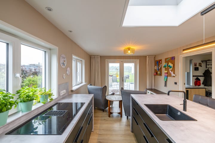 Foto 17 van Zuiderweg 8