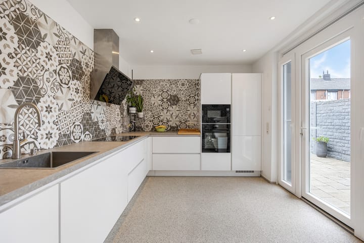 Photo 2 of Banruwe 51