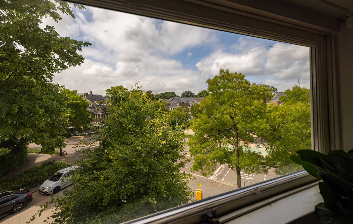 Foto 19 van Huygensstraat 27-D