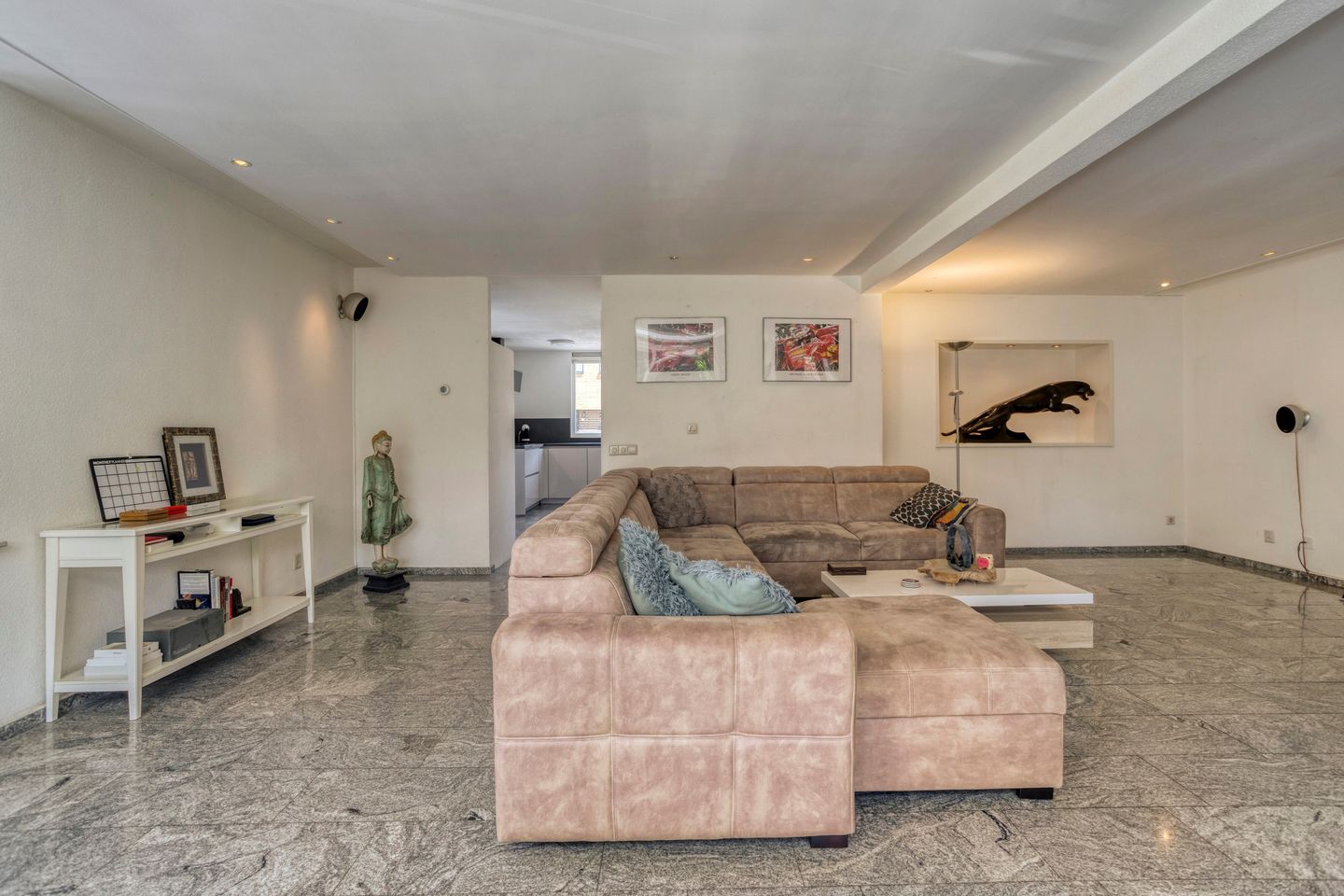 Photo 14 of Troikastraat 18