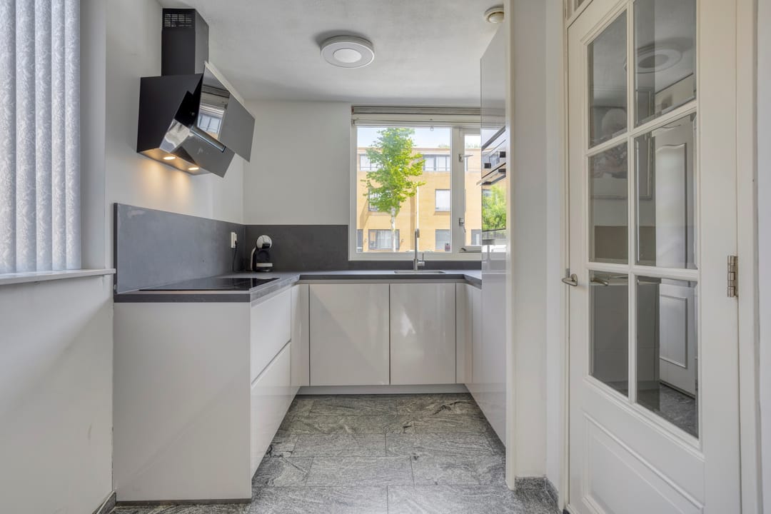 Photo 28 of Troikastraat 18