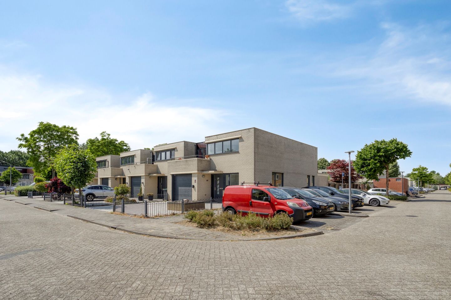 Photo 4 of Troikastraat 18