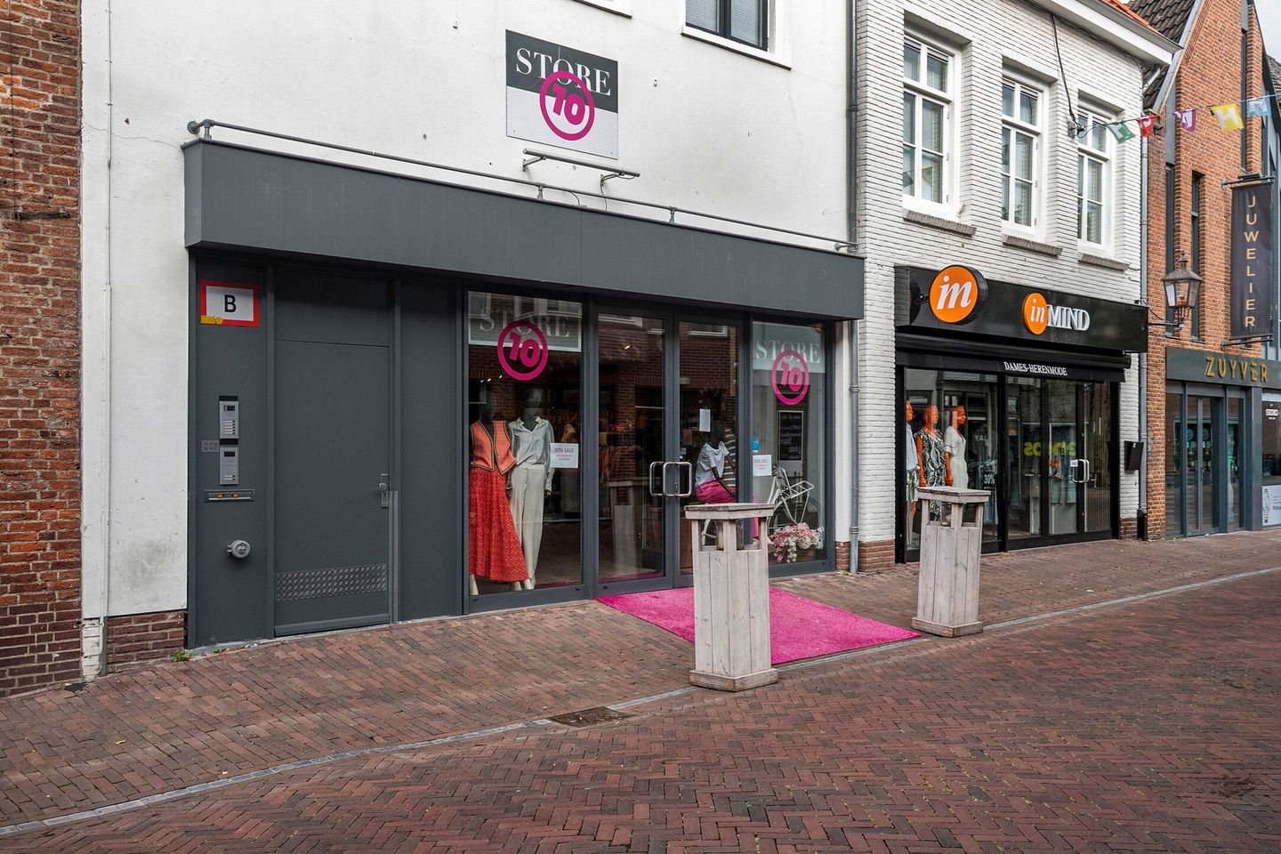 Bekijk foto 2 van Luttekepoortstraat 16