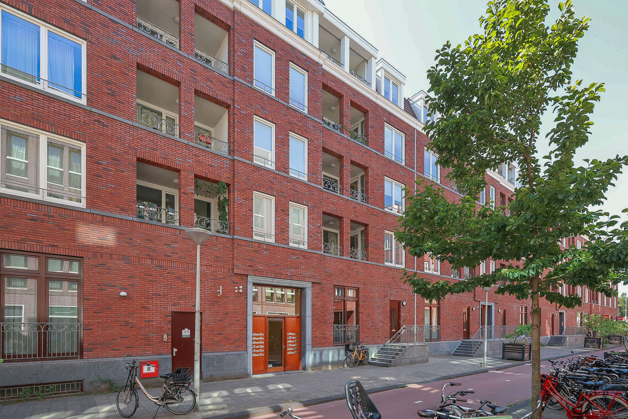 Foto 39 van Cornelis Vermuydenstraat 112