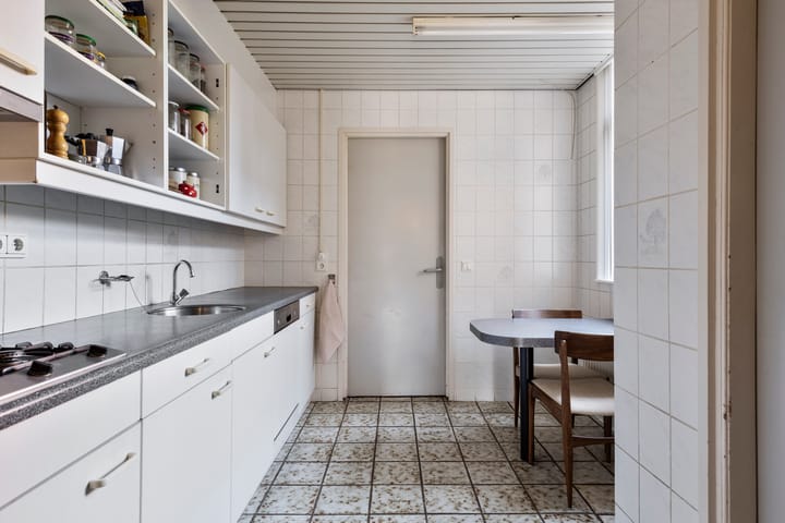 Foto 11 van Zeelsterstraat 142