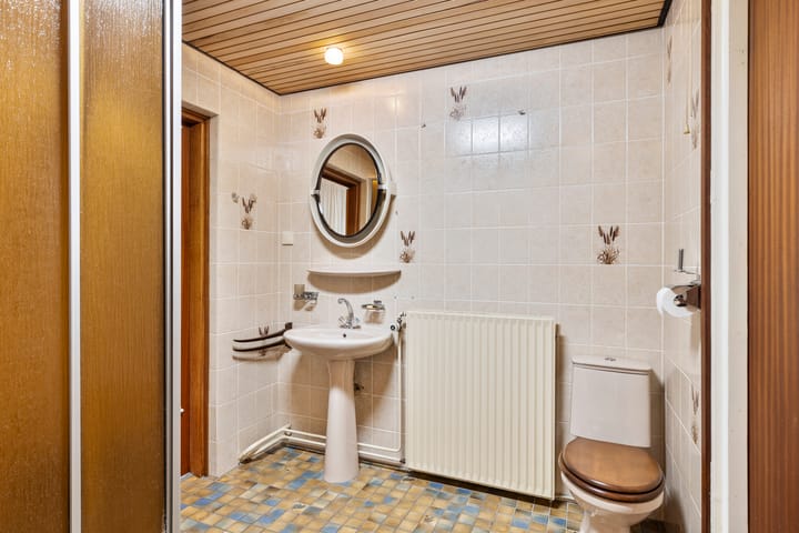 Foto 19 van Zeelsterstraat 142