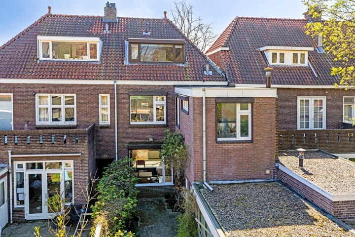 Foto 39 van Zeelsterstraat 142