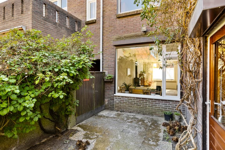 Foto 44 van Zeelsterstraat 142