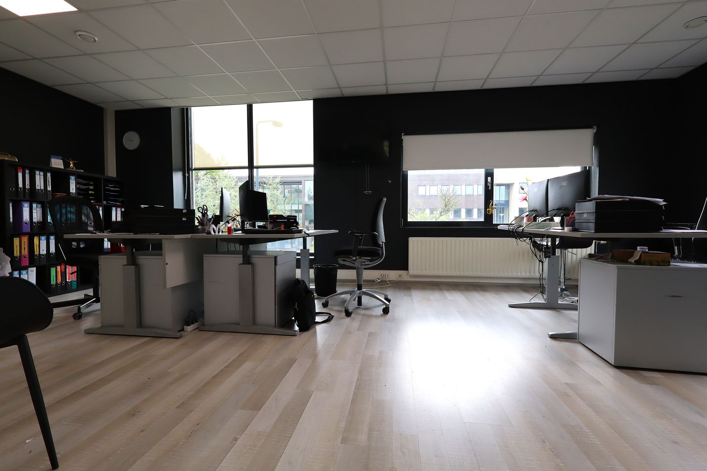 View photo 2 of Europark 8