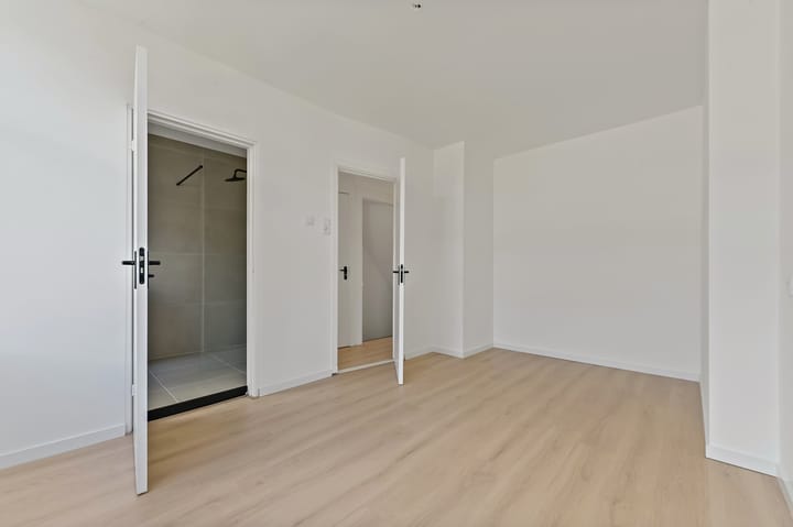 Foto 13 van Zweedsestraat 157-A02