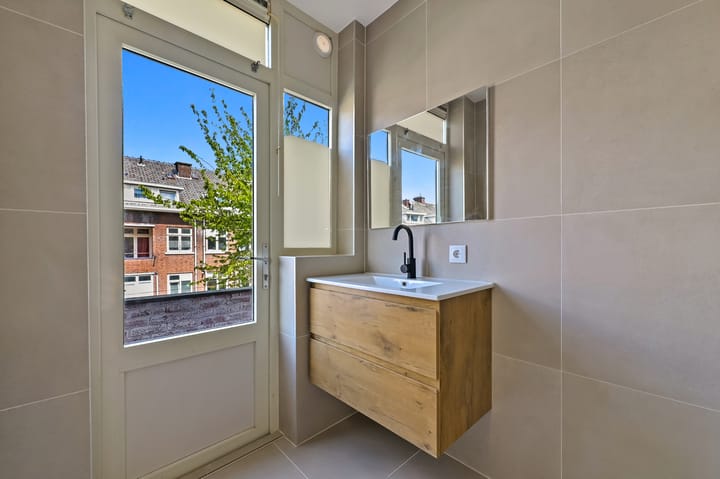 Foto 14 van Zweedsestraat 157-A02