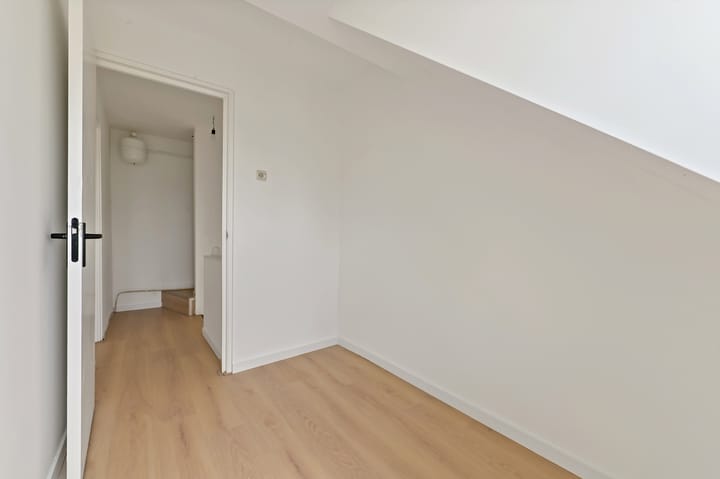 Foto 26 van Zweedsestraat 157-A02