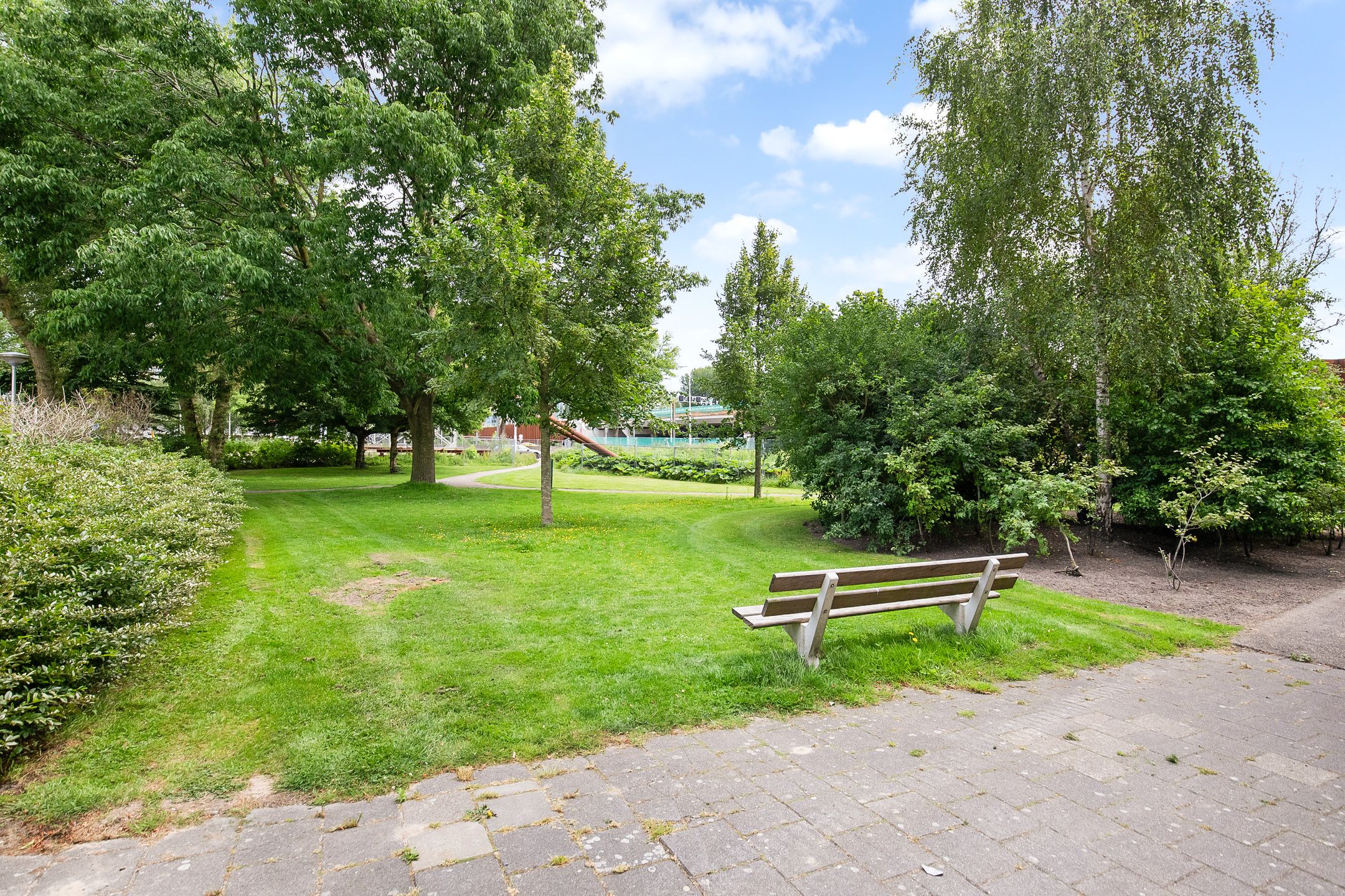 Photo 9 of Meander 1051