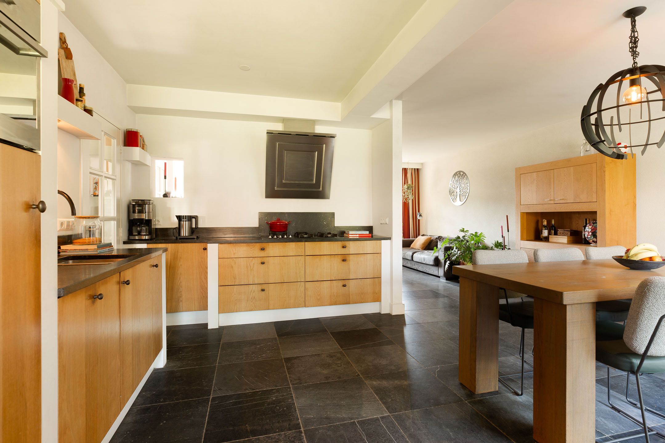 Foto 21 van van Duvenvoordestraat 26