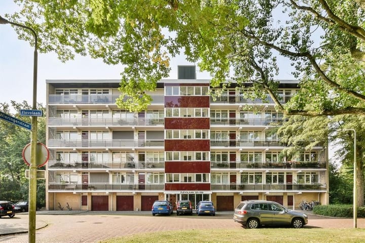 Bekijk foto van Flevolaan 131