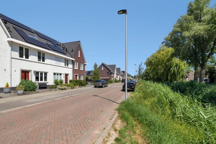 Foto 8 van Vierasser 31