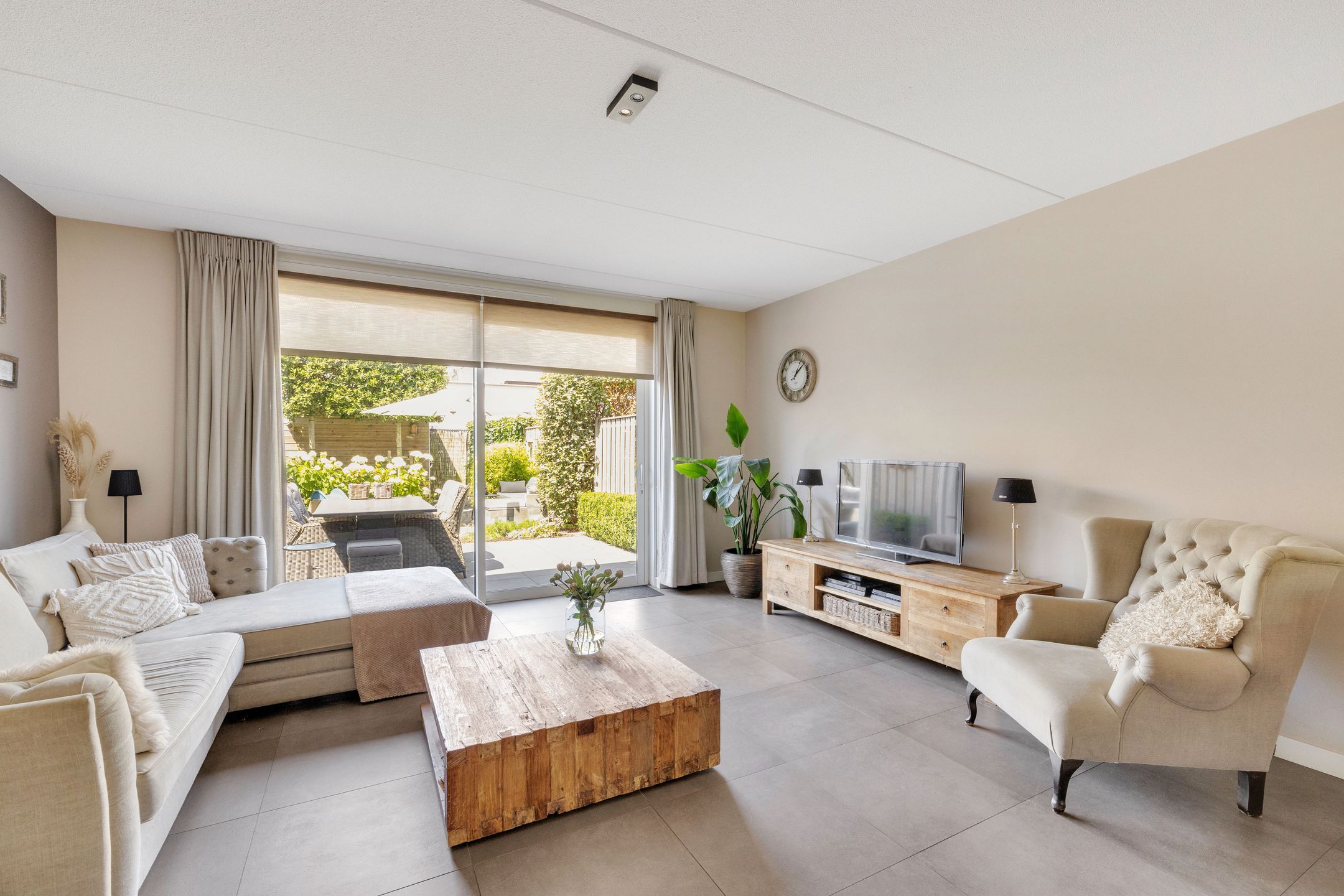 Foto 21 van Vierasser 31